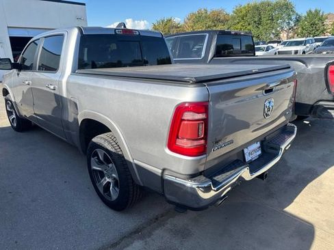 Used 2019 RAM 1500 Laramie AWD/4WD image 4