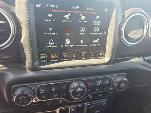 Used 2021 Jeep Wrangler Unlimited Sahara AWD/4WD image 12