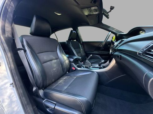 Used 2017 Honda Accord Sport image 86