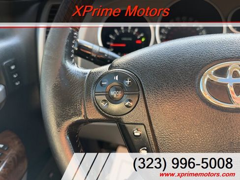 Used 2012 Toyota Tundra Limited w/ Platinum Pkg AWD/4WD image 19