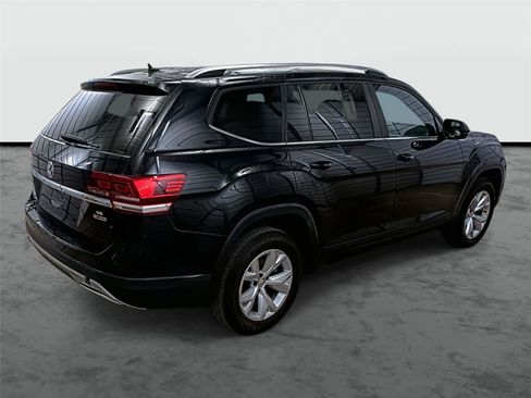 Used 2018 Volkswagen Atlas Launch Edition image 4