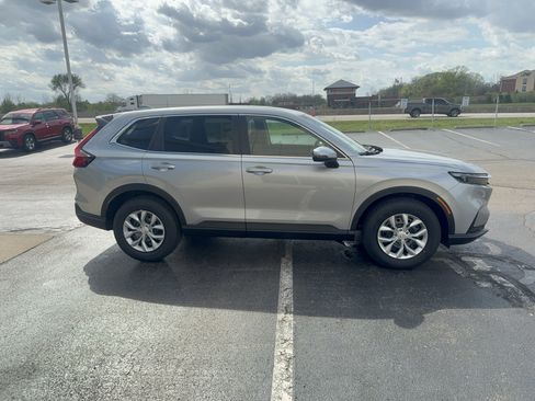 New 2026 Honda CR-V LX image 4