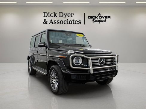 Used 2024 Mercedes-Benz G 550 image 1