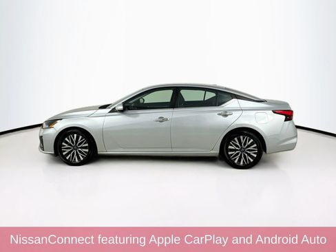 Used 2023 Nissan Altima 2.5 SV FWD image 4