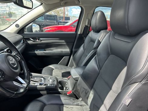 Used 2017 MAZDA CX-5 Touring w/ Preferred Equipment Package AWD/4WD image 9