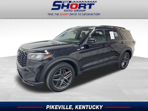 Used 2025 Ford Explorer ST-Line w/ ST-Line Street Pack AWD/4WD image 1