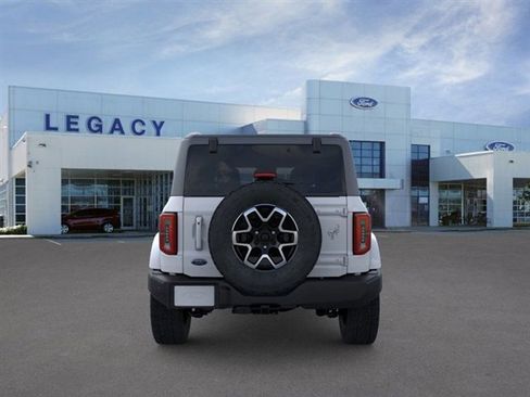 New 2025 Ford Bronco Outer Banks image 5