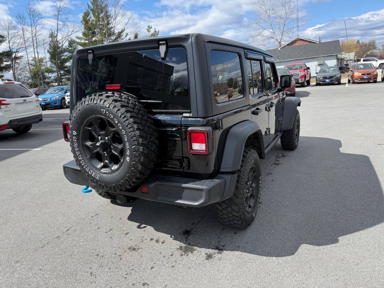 Used 2023 Jeep Wrangler Unlimited w/ Cold Weather Group AWD/4WD image 4