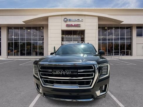 Certified 2023 GMC Yukon SLT w/ SLT Luxury Package RWD image 4