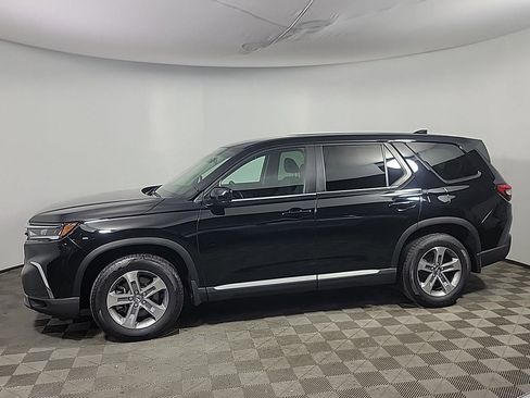 Certified 2025 Honda Pilot EX-L image 12