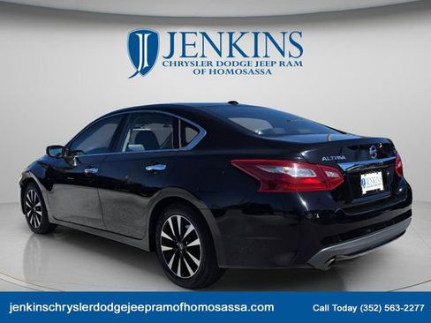 Used 2018 Nissan Altima 2.5 SV FWD image 6