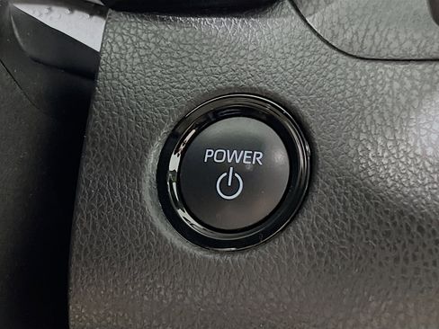 Used 2025 Toyota Camry LE image 23