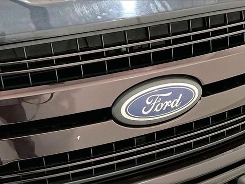 Used 2018 Ford F150 Lariat w/ Equipment Group 502A Luxury image 32