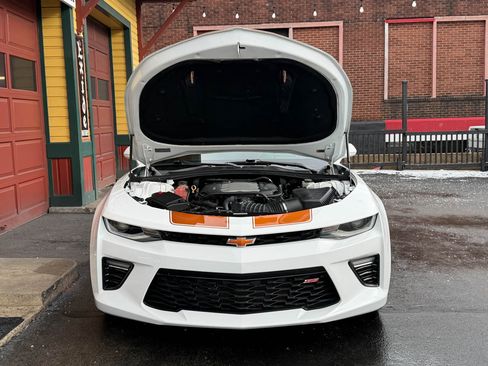 Used 2016 Chevrolet Camaro SS image 31