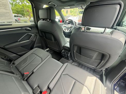 Used 2024 Audi Q3 2.0T Premium Plus w/ Premium Plus Package AWD/4WD image 19