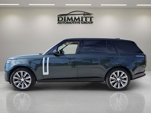 Used 2024 Land Rover Range Rover Long Wheelbase Autobiography image 2