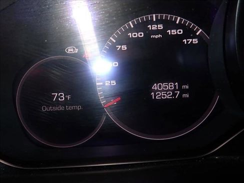 Used 2021 Porsche Cayenne image 27