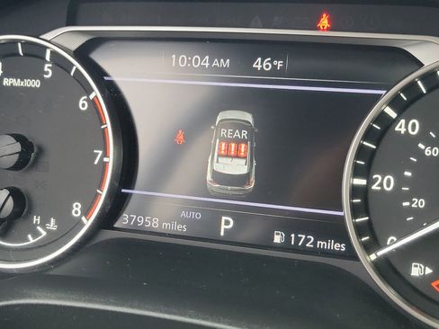 Used 2023 Nissan Rogue SV w/ SV Premium B Package image 23