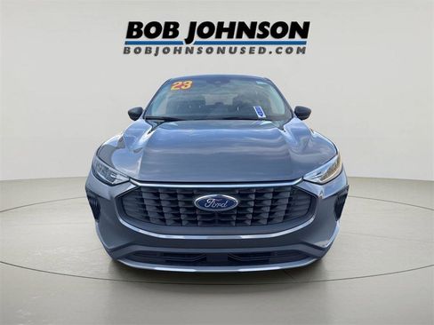 Used 2023 Ford Escape Active image 2