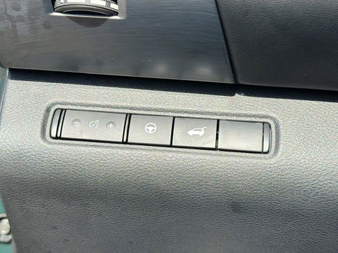 Used 2023 Nissan Pathfinder SL image 33