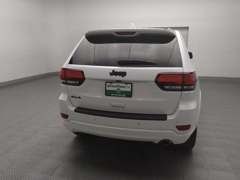 Used 2022 Jeep Grand Cherokee Laredo X image 6