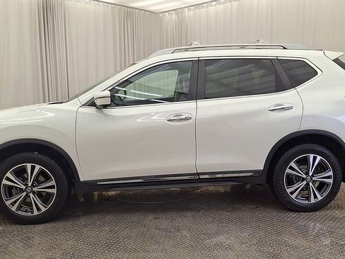 Used 2018 Nissan Rogue SL image 8