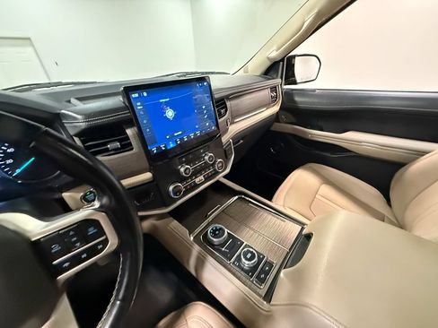 Used 2024 Ford Expedition Max Limited AWD/4WD image 84