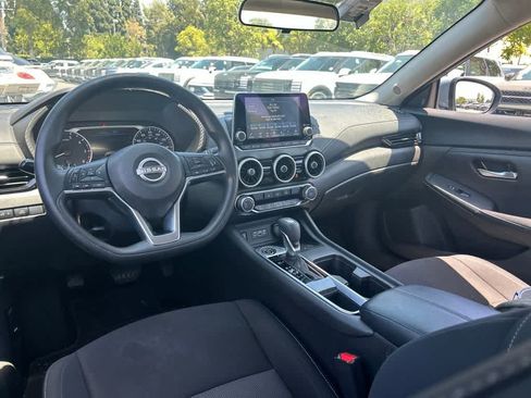 Used 2024 Nissan Sentra SV FWD image 6