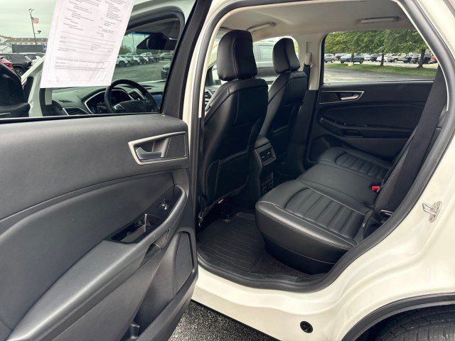 Used 2020 Ford Edge SEL w/ Convenience Package AWD/4WD image 25