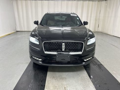 Used 2023 Lincoln Nautilus Reserve w/ Equipment Group 202A AWD/4WD image 3