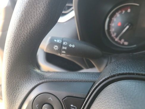 Used 2024 Toyota RAV4 LE image 22