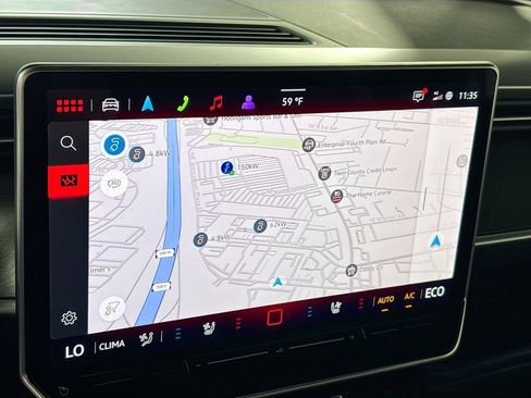 Certified 2025 Volkswagen ID. Buzz Pro S Plus AWD/4WD image 17