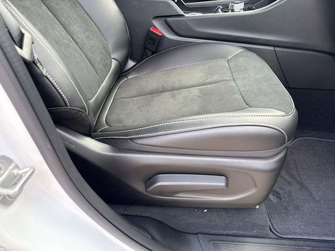 New 2025 Jeep Grand Cherokee L Altitude image 27