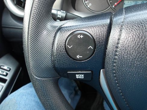 Used 2016 Toyota RAV4 LE AWD/4WD image 15