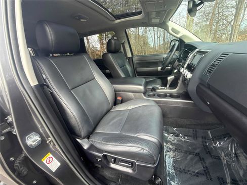 Used 2018 Toyota Sequoia TRD Sport image 25