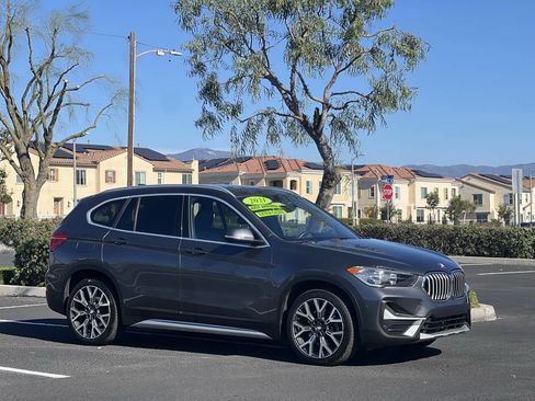 Used 2021 BMW X1 sDrive28i w/ Convenience Package image 2