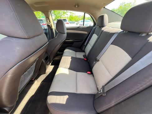Used 2012 Chevrolet Malibu LS FWD image 15