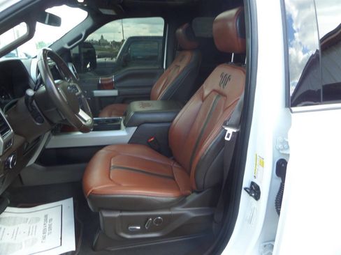 Used 2022 Ford F250 King Ranch w/ King Ranch Ultimate Package AWD/4WD image 7