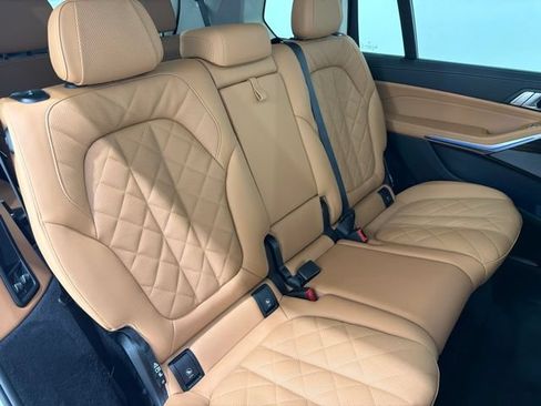 Used 2026 BMW X7 xDrive40i AWD/4WD image 24