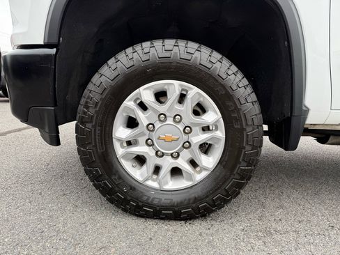 Used 2023 Chevrolet Silverado 2500 W/T image 35