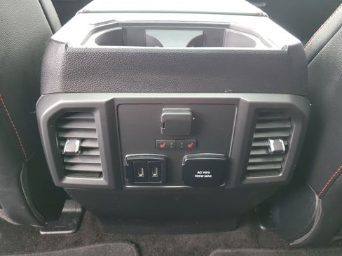 Used 2018 Ford F150 Lariat w/ Equipment Group 502A Luxury image 11