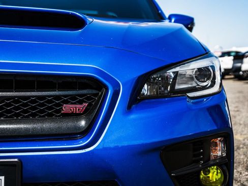Used 2015 Subaru WRX STI Launch Edition AWD/4WD image 9