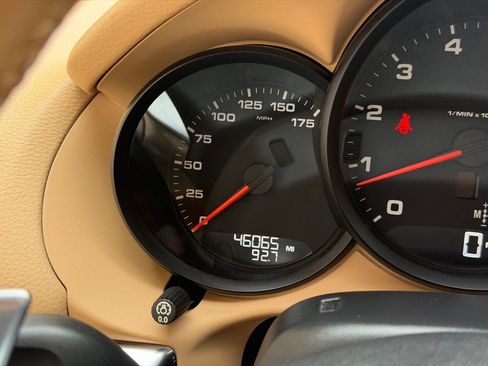 Used 2015 Porsche Cayman RWD image 39
