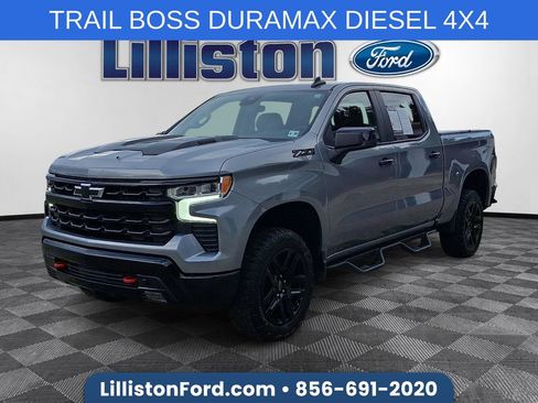 Used 2023 Chevrolet Silverado 1500 LT Trail Boss w/ Protection Package AWD/4WD image 1