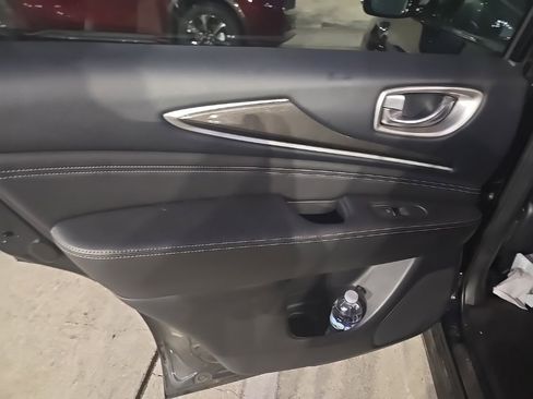 Used 2017 INFINITI QX60 FWD w/ Premium Plus Package image 8