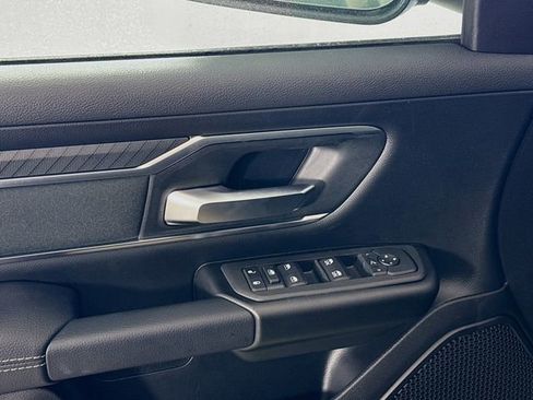 New 2026 RAM 1500 Big Horn AWD/4WD image 18