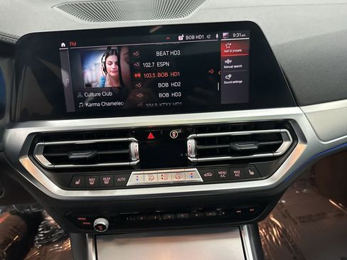 Used 2021 BMW 330i Sedan w/ M Sport Package image 14