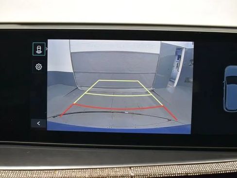 Used 2024 Kia Sorento S w/ Panoramic Sunroof Package FWD image 37
