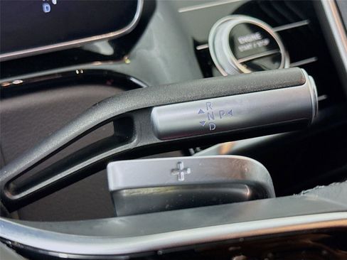 Used 2024 Mercedes-Benz S 580e 4MATIC Sedan image 5