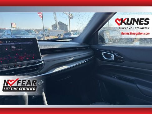 Used 2024 Jeep Compass Trailhawk image 43